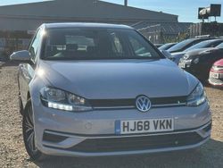 Silver Used 2018 VW Golf VII SE Hatchback | £9,995 (Fair price)