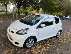 White Used 2011 Toyota Aygo Hatchback | £2,150 (Fair price)