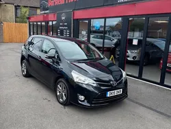 Grey Used 2015 Toyota Verso Trend MPV | £9,000 (Good price)
