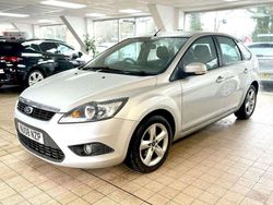 Silver Used 2008 Ford Focus Zetec Hatchback | £1,995 (Fair price)