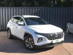 White Used 2021 Hyundai Tucson SE SUV | £12,801 (A bit pricey)