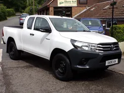 White Used 2017 Toyota HiLux Active Pickup | £21,994 (Expensive)