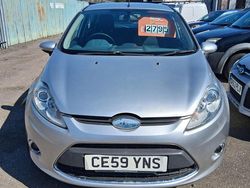 Silver Used 2009 Ford Fiesta Zetec Hatchback | £2,195 (Fair price)