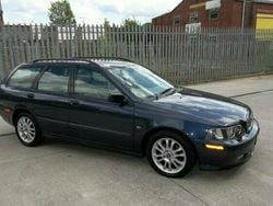 Used 2004 Volvo V40 Estate | £2,490