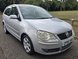 Silver Used 2005 VW Polo S Hatchback | £2,995 (Fair price)