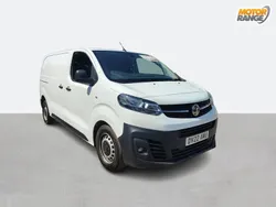White Used 2022 Vauxhall Vivaro Van | £11,195 (Good price)
