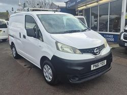 White Used 2011 Nissan NV200 SE Van | £5,495 (Fair price)