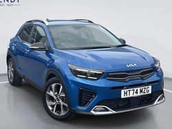 New 2025 Kia Stonic 4 SUV | £22,278 (Expensive)