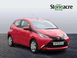 Red Used 2015 Toyota Aygo X-play Hatchback | £7,995 (Good price)