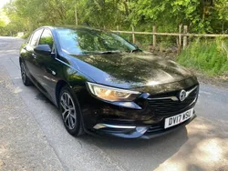 Black Used 2017 Vauxhall Insignia Design Edition Hatchback | £3,990 (Fair price)