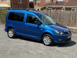 Blue Used 2015 VW Caddy Maxi Life Life MPV | £7,495