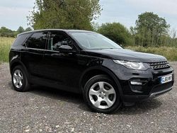 Black Used 2016 Land Rover Discovery Sport SE SUV | £7,480 (Fair price)