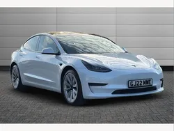 Pearl white Used 2022 Tesla Model 3 Standard Range Sedan | £20,290 (Fair price)