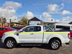 White Used 2022 Ford Ranger Limited Pickup | £17,950 (Fair price)