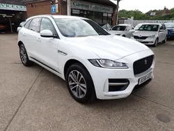 White Used 2016 Jaguar F-Pace R-Sport SUV | £15,490 (Fair price)