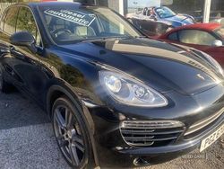 Black Used 2012 Porsche Cayenne SUV | £11,400 (Fair price)