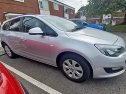 Silver Used 2015 Vauxhall Astra Design Edition Estate | £2,295 (Good price)