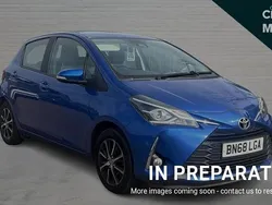 Blue Used 2018 Toyota Yaris | £9,340 (Fair price)