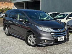 Grey Used 2016 Honda Odyssey Hybrid MPV | £15,795 (Fair price)