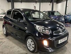 Black Used 2017 Kia Picanto Hatchback | £4,199 (Super price)