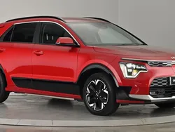 Red Used 2025 Kia e-Niro 3 SUV | £26,750 (Expensive)