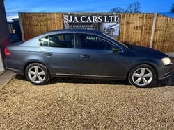 Grey Used 2012 VW Passat SE Sedan | £3,495 (A bit pricey)