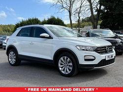 White Used 2020 VW T-Roc SE SUV | £19,995 (Fair price)