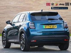 Green Used 2025 Fiat 600E La Prima SUV | £22,396 (Fair price)