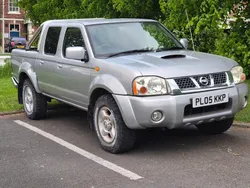 Silver Used 2005 Nissan Navara Pickup | £3,490 (Good price)
