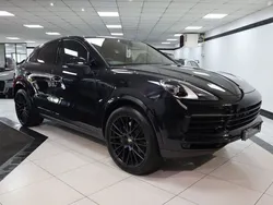Black Used 2019 Porsche Cayenne SUV | £44,949 (Expensive)