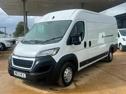 White Used 2022 Peugeot Boxer S Van | £9,950 (Fair price)