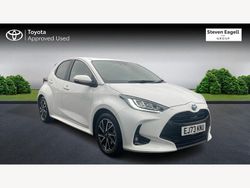 White Used 2023 Toyota Yaris Hybrid Design Hatchback | £19,136 (Fair price)