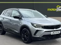 Quartz grey metallic Used 2023 Vauxhall Grandland X SUV | £16,500 (Good price)