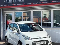 White Used 2015 Hyundai i10 SE Hatchback | £4,195 (Fair price)