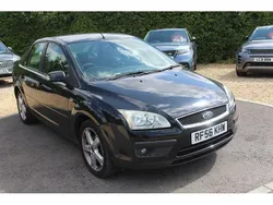 Black Used 2007 Ford Focus Ghia Sedan | £2,450 (Fair price)