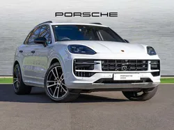 White Used 2024 Porsche Cayenne SUV | £84,940 (Expensive)
