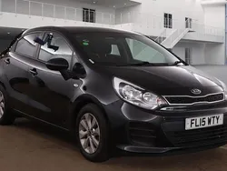 Black Used 2015 Kia Rio Hatchback | £5,700 (Fair price)