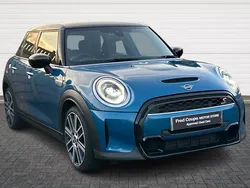 Blue Used 2023 Mini Cooper S Exclusive Hatchback | £23,295 (Fair price)