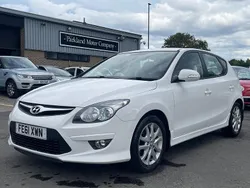 White Used 2011 Hyundai i30 Comfort Hatchback | £2,999 (A bit pricey)