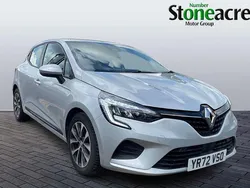 Silver Used 2022 Renault Clio V Iconic Hatchback | £12,995 (Fair price)