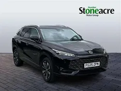 Black New 2025 MG HS SE SUV | £21,995 (Super price)