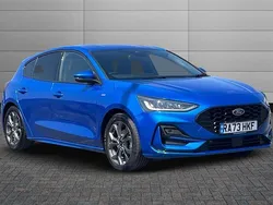 Desert island blue Used 2024 Ford Focus ST-Line Hatchback | £17,999 (Fair price)