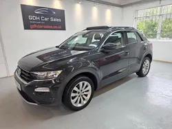 Grey Used 2018 VW T-Roc SE SUV | £12,795 (Fair price)