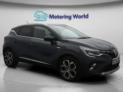 Blue Used 2022 Renault Captur SE SUV | £14,400 (Fair price)