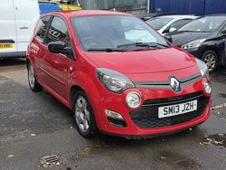 Red Used 2013 Renault Twingo Dynamique Hatchback | £1,900 (Good price)