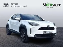 White Used 2022 Toyota Yaris Cross Design SUV | £18,800 (Good price)