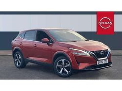 Red Used 2022 Nissan Qashqai N-Connecta SUV | £17,856 (Fair price)