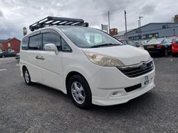 White Used 2021 Honda Stepwgn MPV | £5,995 (Super price)