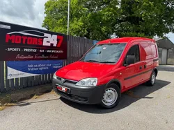Red Used 2010 Vauxhall Combo MPV | £4,295 (A bit pricey)