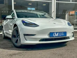 White Used 2021 Tesla Model 3 Long Range RWD Sedan | £17,395 (A bit pricey)